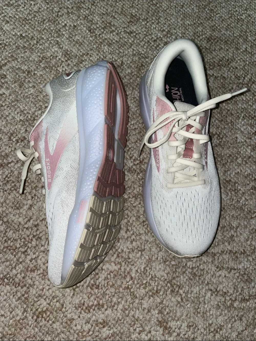 Brooks Ghost 15s Athletic Shoes